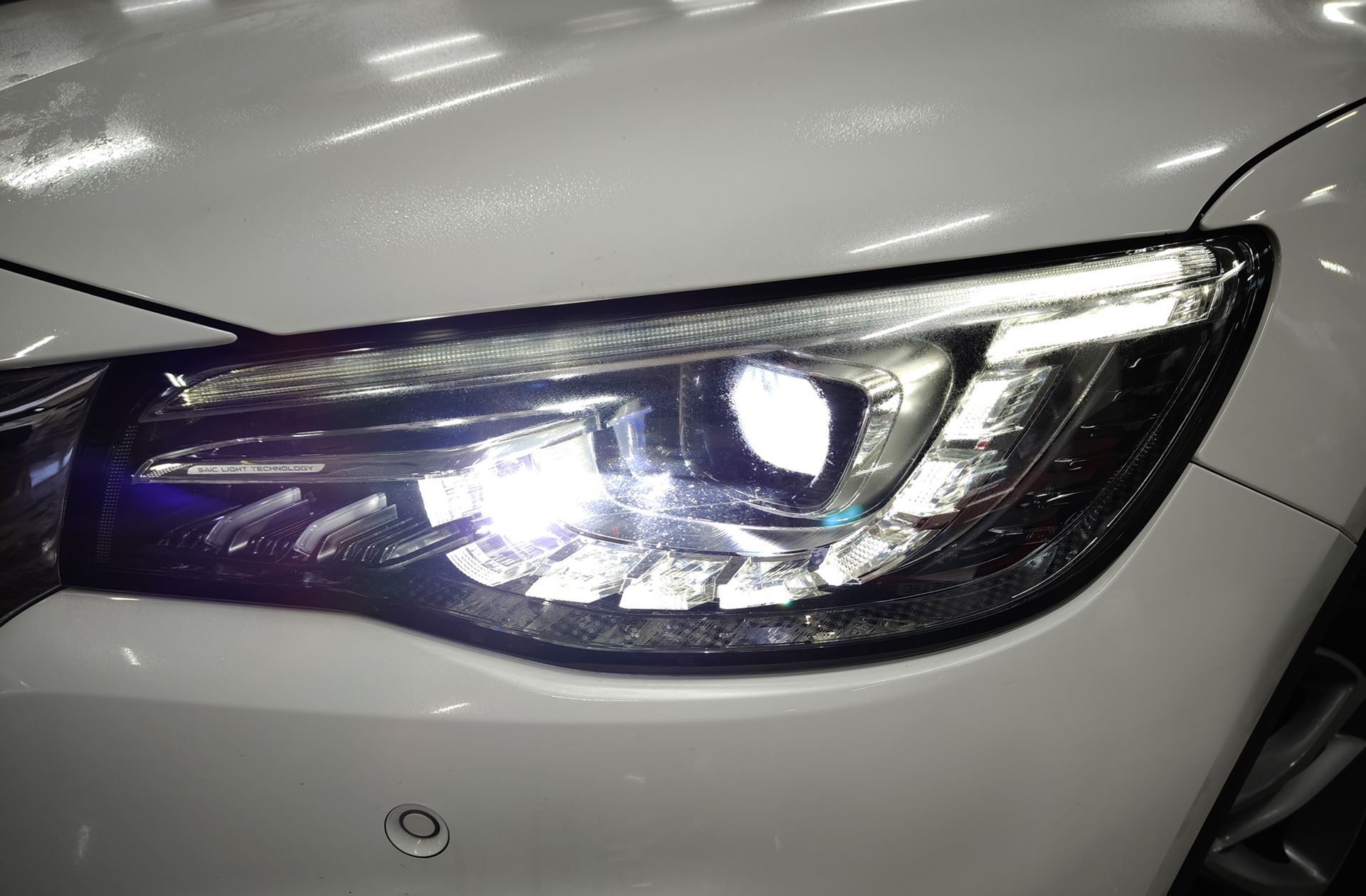 MG HS 1.5 Turbo GDI Luxury DCT - foto 18
