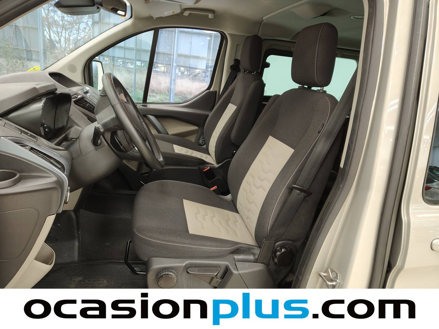 Foto Ford Tourneo Custom Ford Tourneo Custom 2.2 TDCI 300 L1 Titanium 8 Plazas (125 CV)