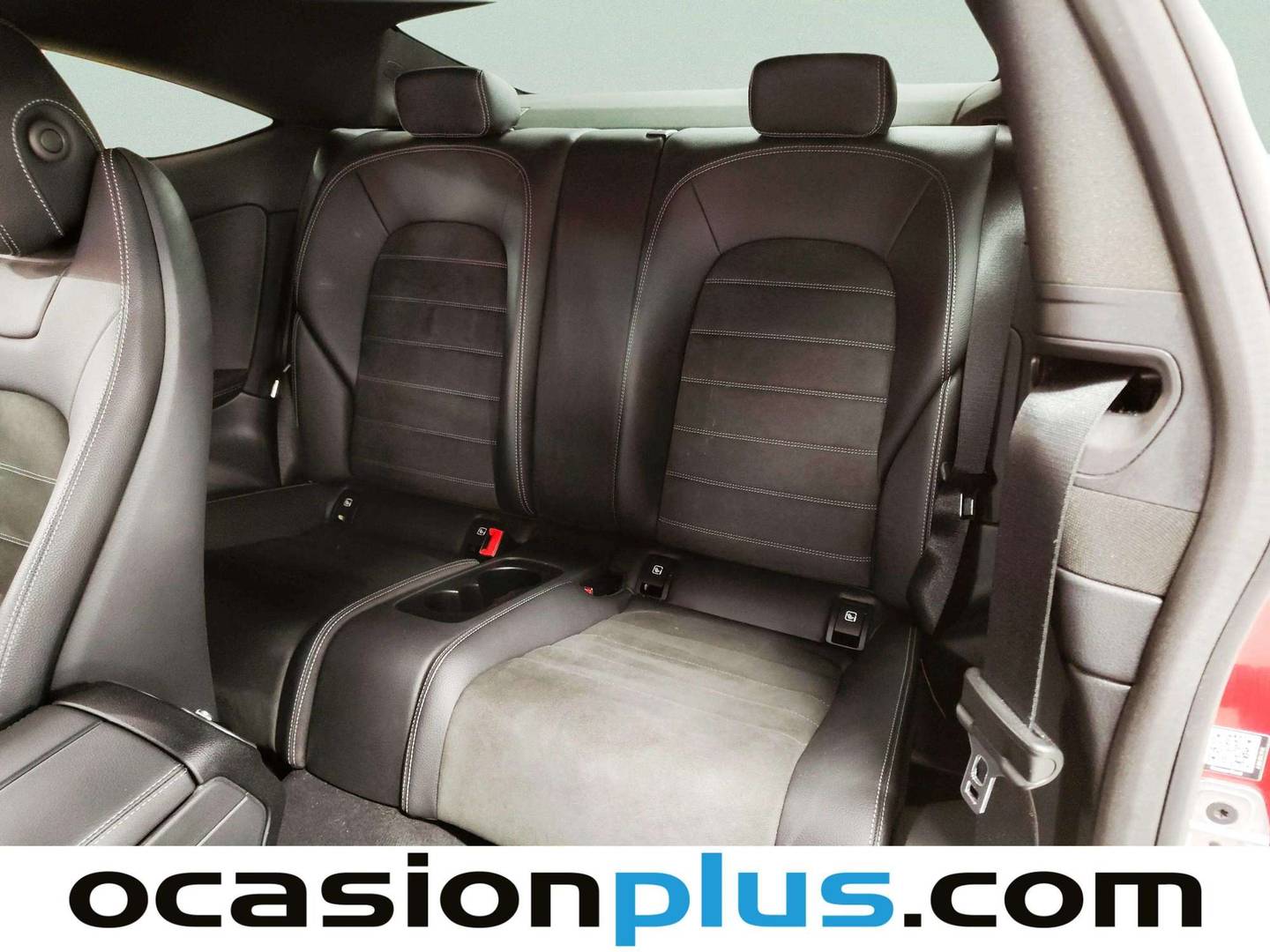 Foto asientos traseros Mercedes Clase C Mercedes-Benz Clase C C Coupe 300 (258 CV)