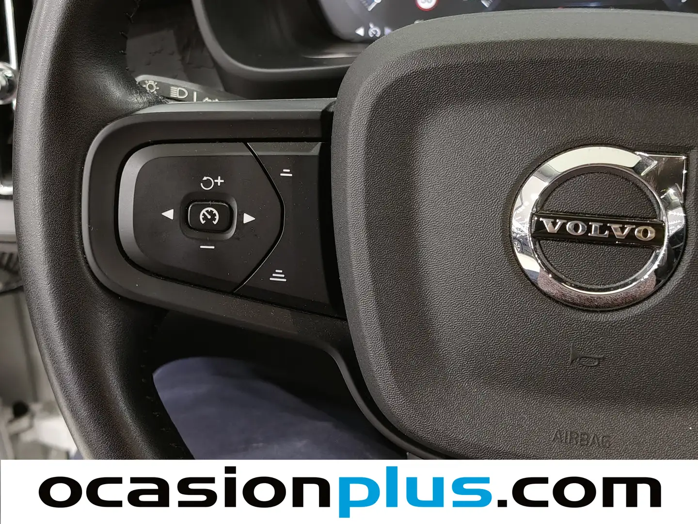 Foto Volvo XC40 Volvo XC40 T3 Momentum Core (163 CV)