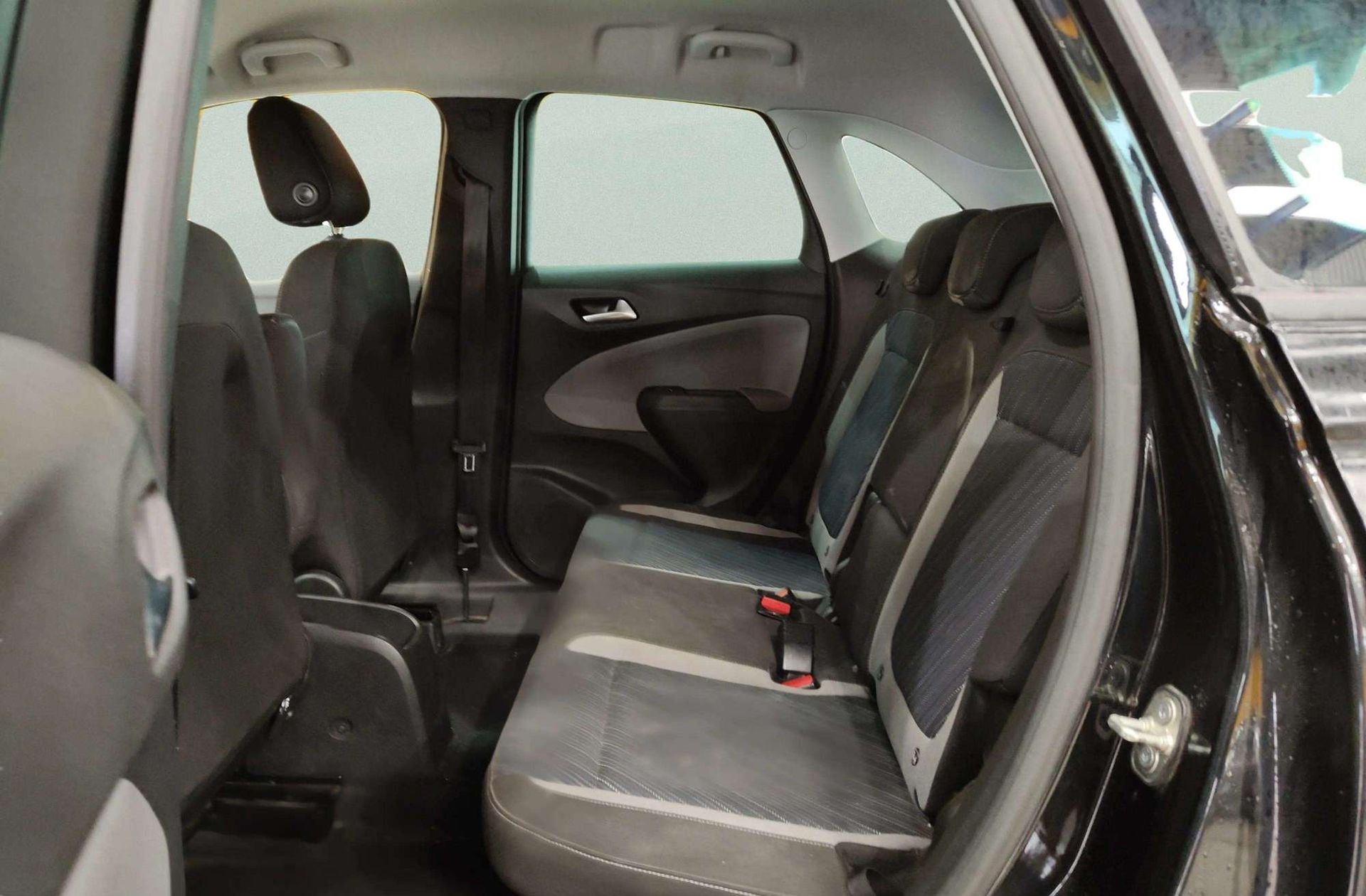 Opel Crossland 1.2 Design Line 120 Aniversario - foto 13