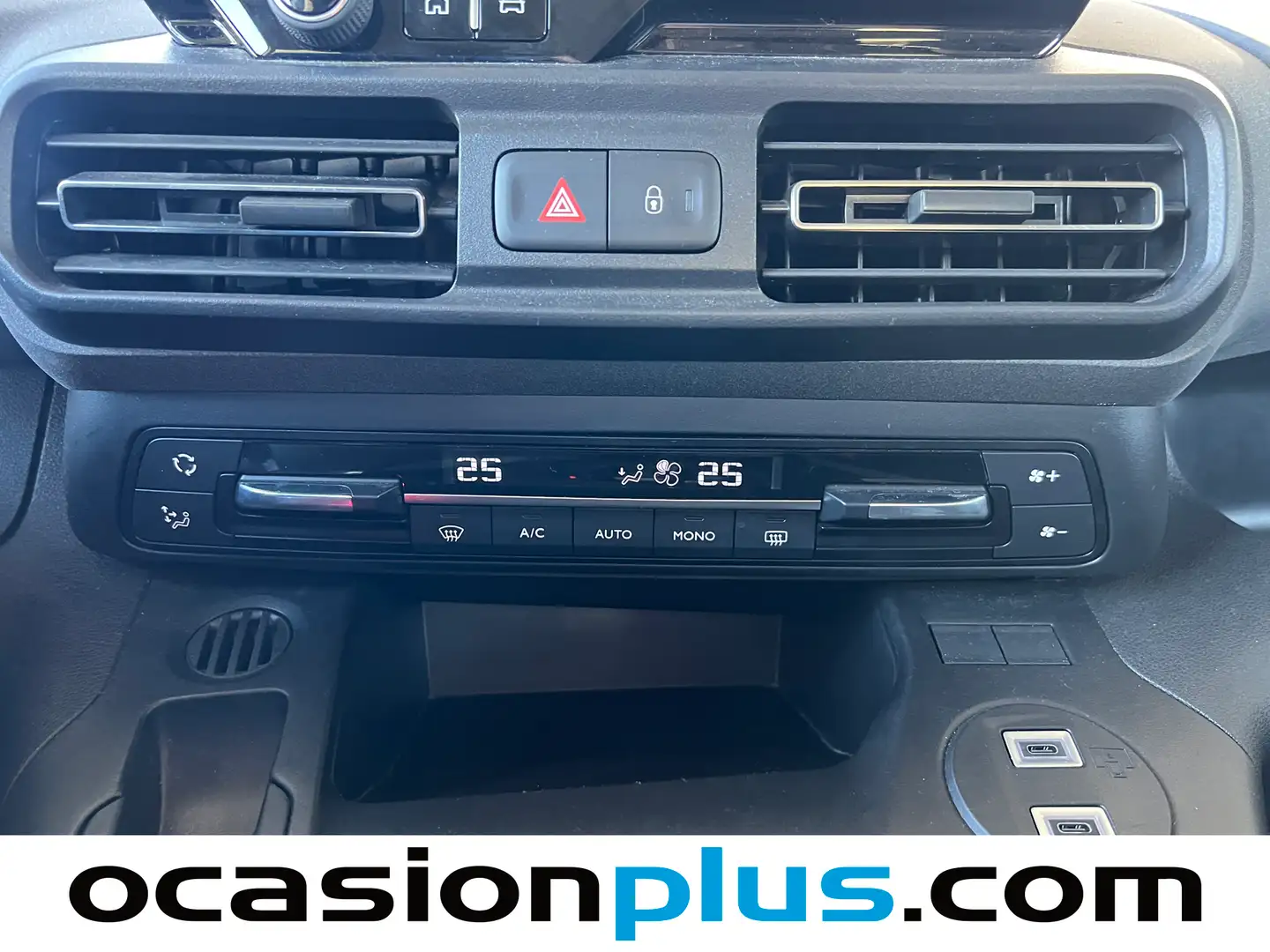 Foto Peugeot Rifter Peugeot Rifter BlueHDi 130 GT Long EAT8 (130 CV) 7 Plazas