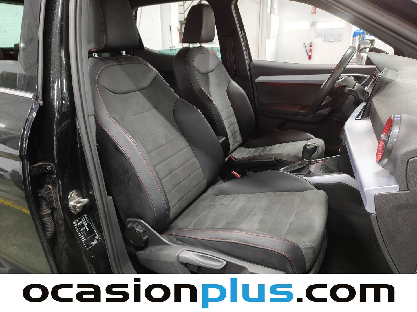 Foto Seat Arona SEAT Arona 1.5 TSI FR XL DSG (150 CV)