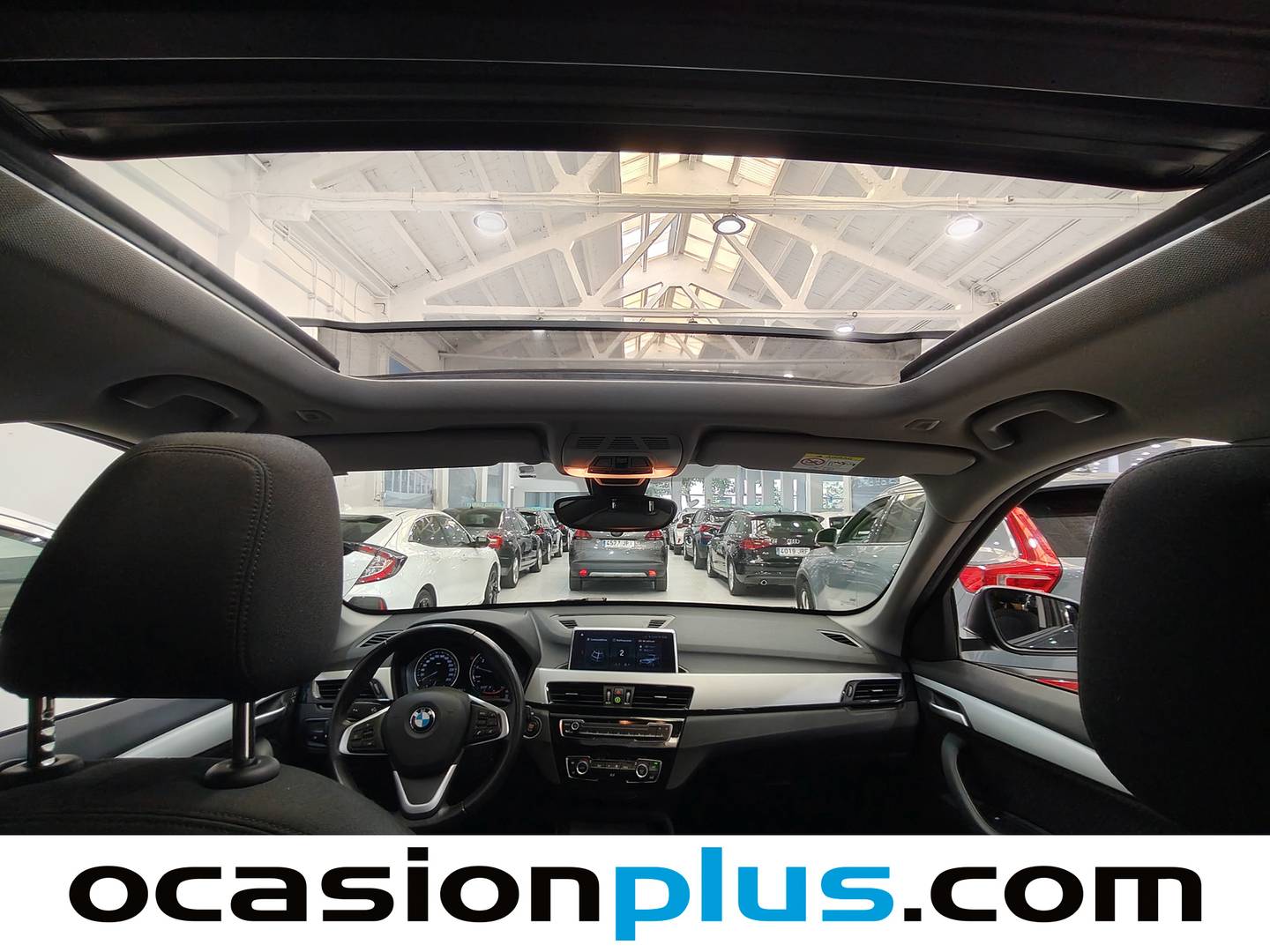 Foto BMW X1 BMW X1 sDrive18i (140 CV)