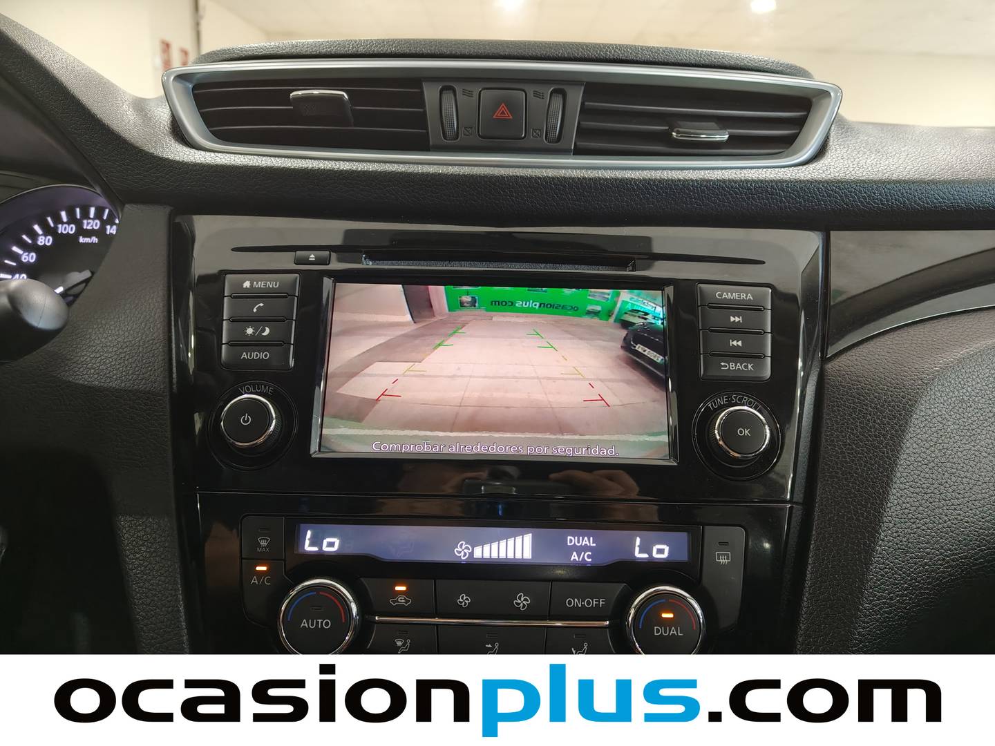 Extras y acabados del Nissan QASHQAI Nissan Qashqai DIG-T 140 Acenta 4x2 (140 CV)