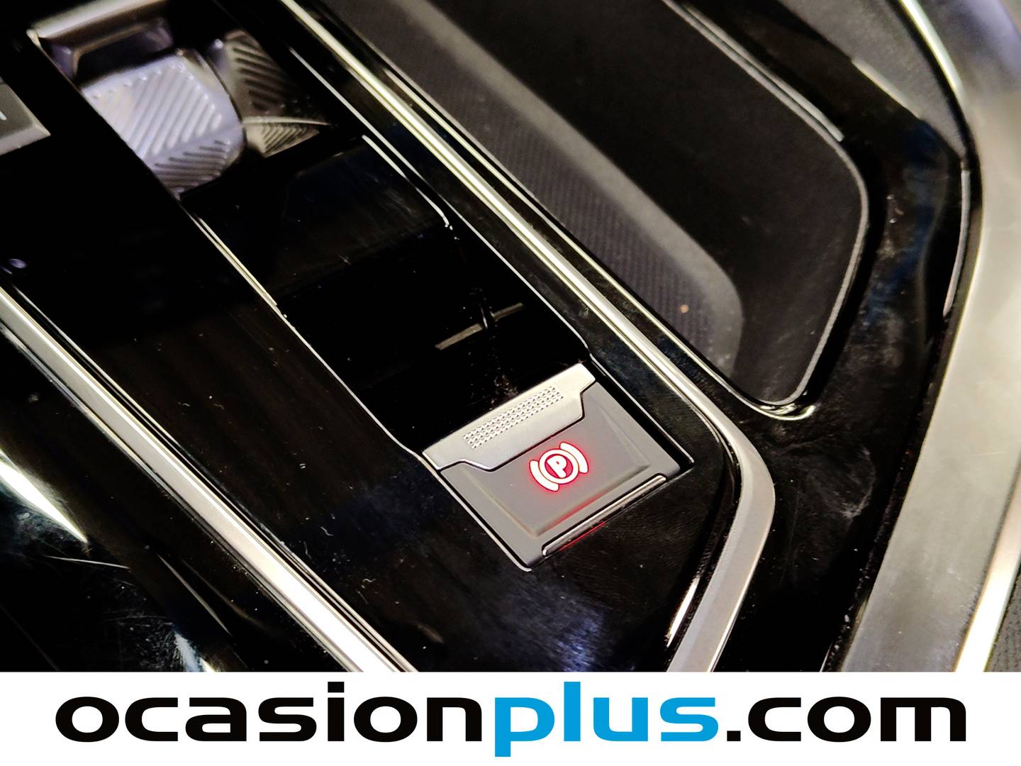 Foto Peugeot 3008 Hybrid Peugeot 3008 Hybrid GT eDCS6 (145 CV)