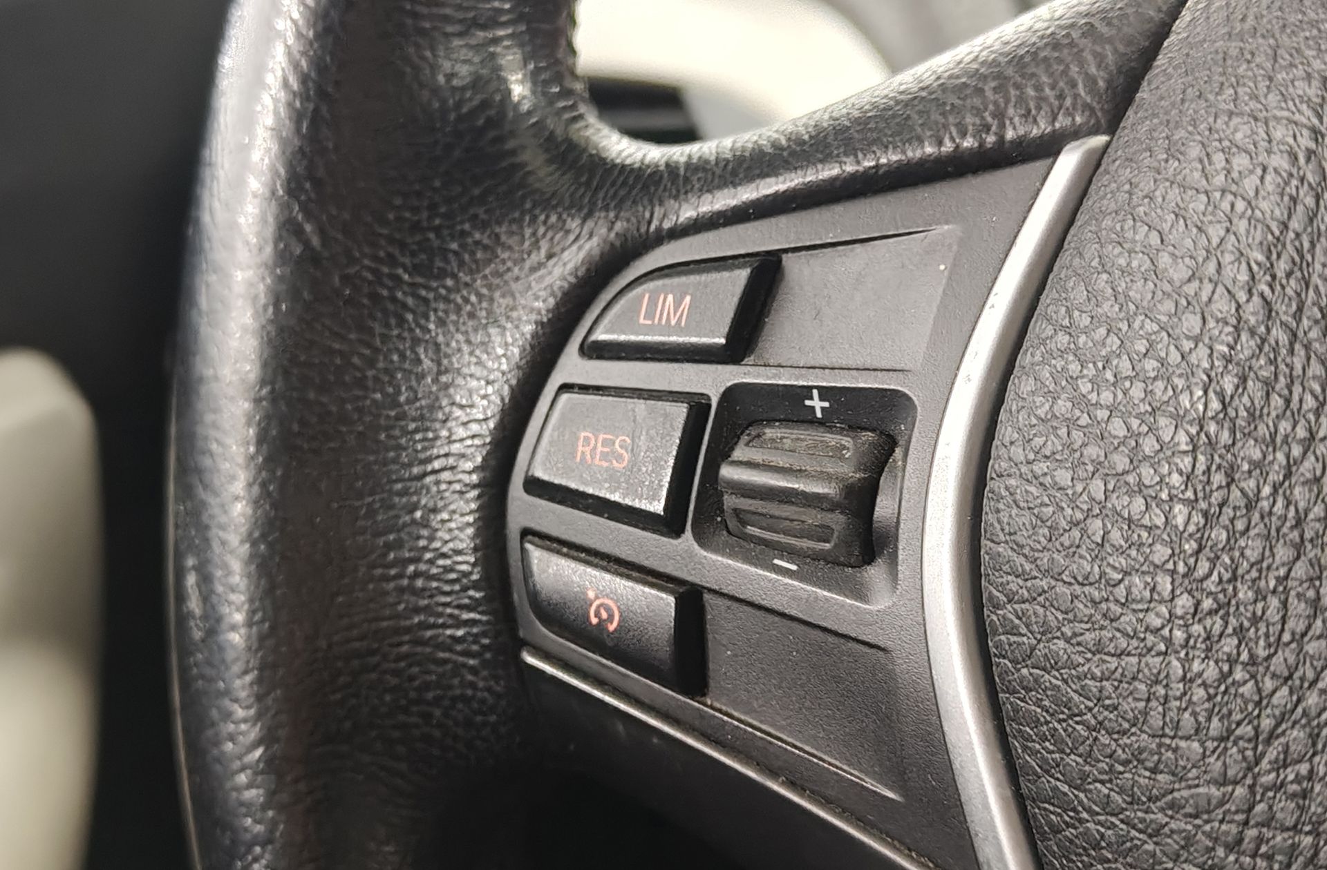 BMW Serie 1 116i GLP - foto 24