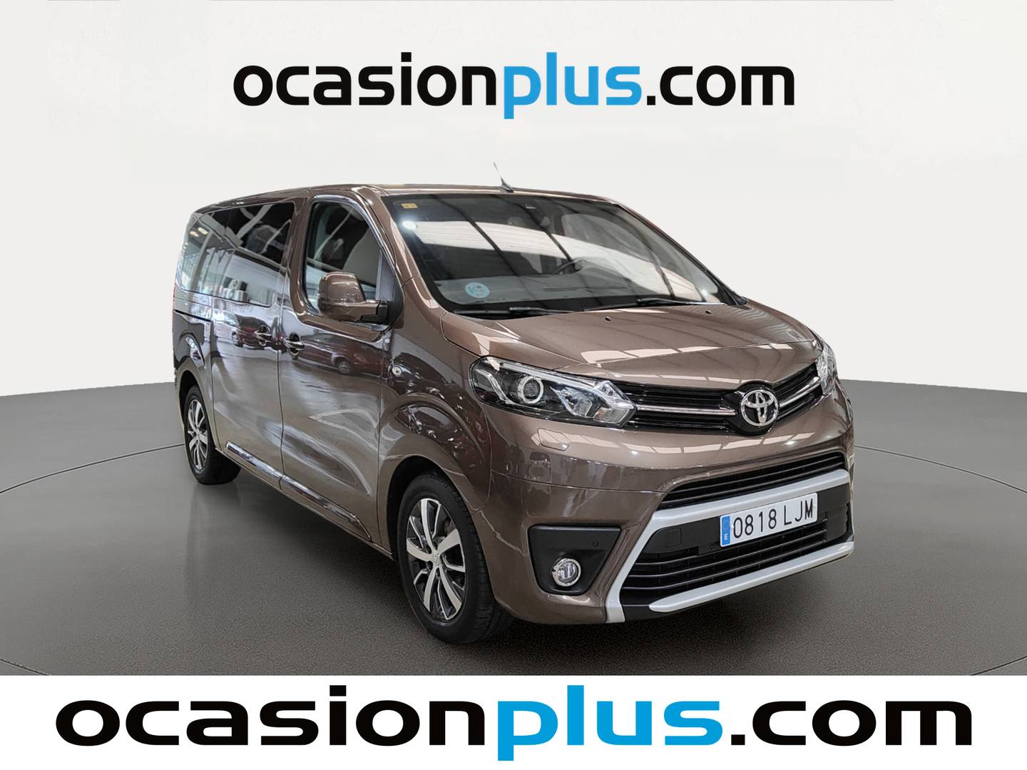 Foto delantera Toyota Proace Verso Toyota Proace Verso Combi 2.0D Family Advance Pack Auto (177 CV) 8 PLAZAS derecha