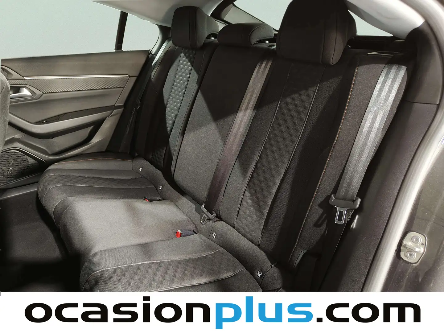 Foto Peugeot 508 Peugeot 508 PureTech 130 Active Pack EAT8 (130 CV)