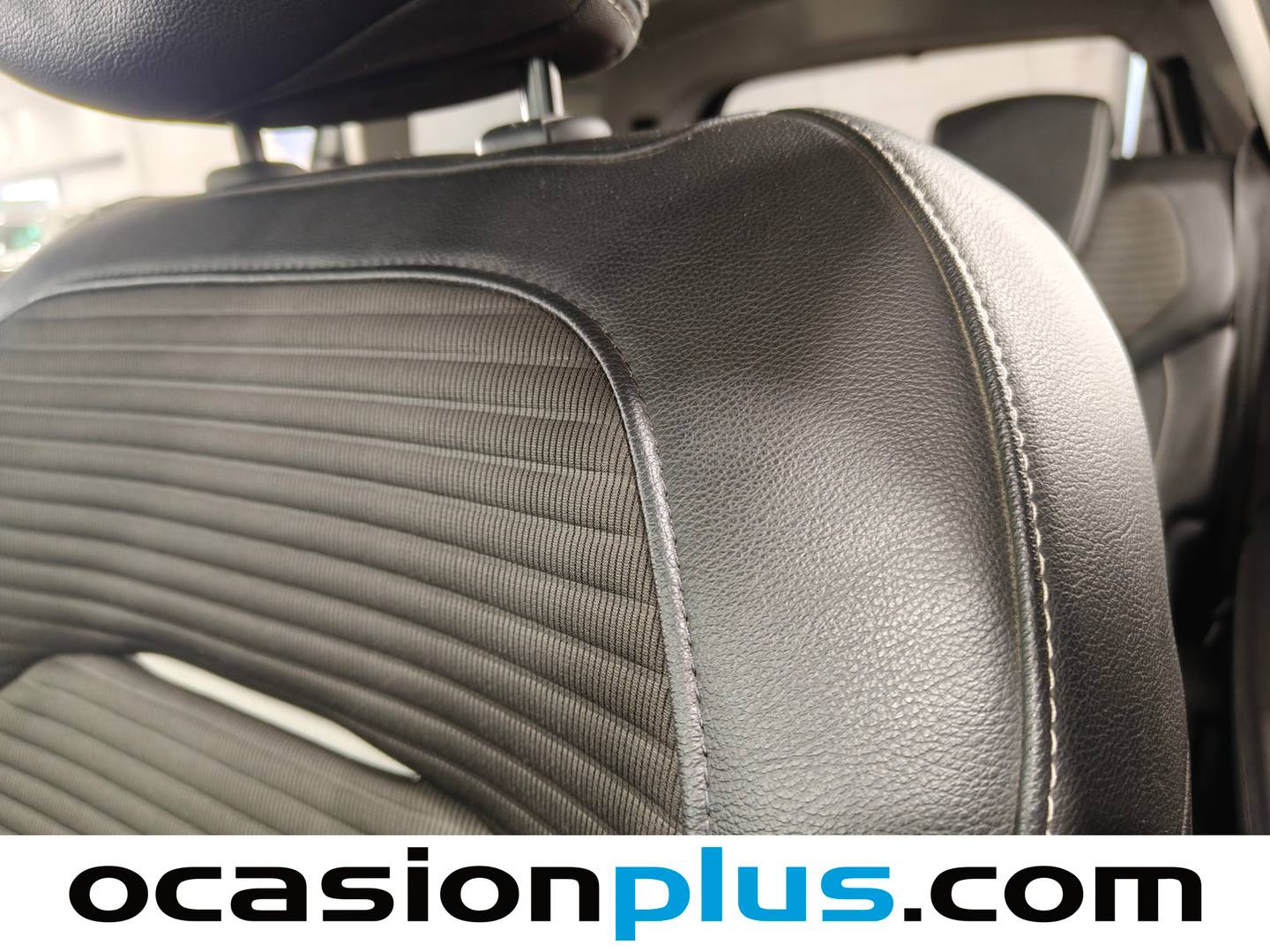 Extras y acabados del Renault Grand Scénic Renault Grand Scenic Zen Energy TCe (140 CV) 7 Plazas
