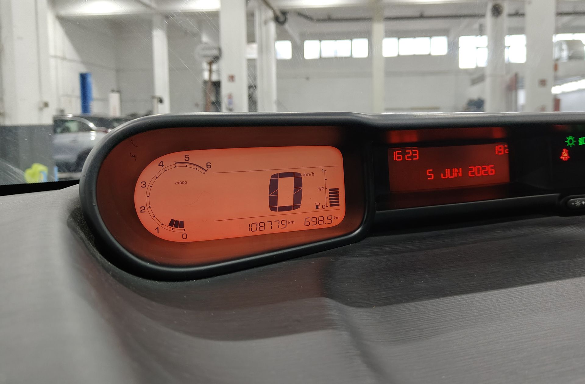 Citroën C3 Picasso HDi 90 Airdream LX - foto 17