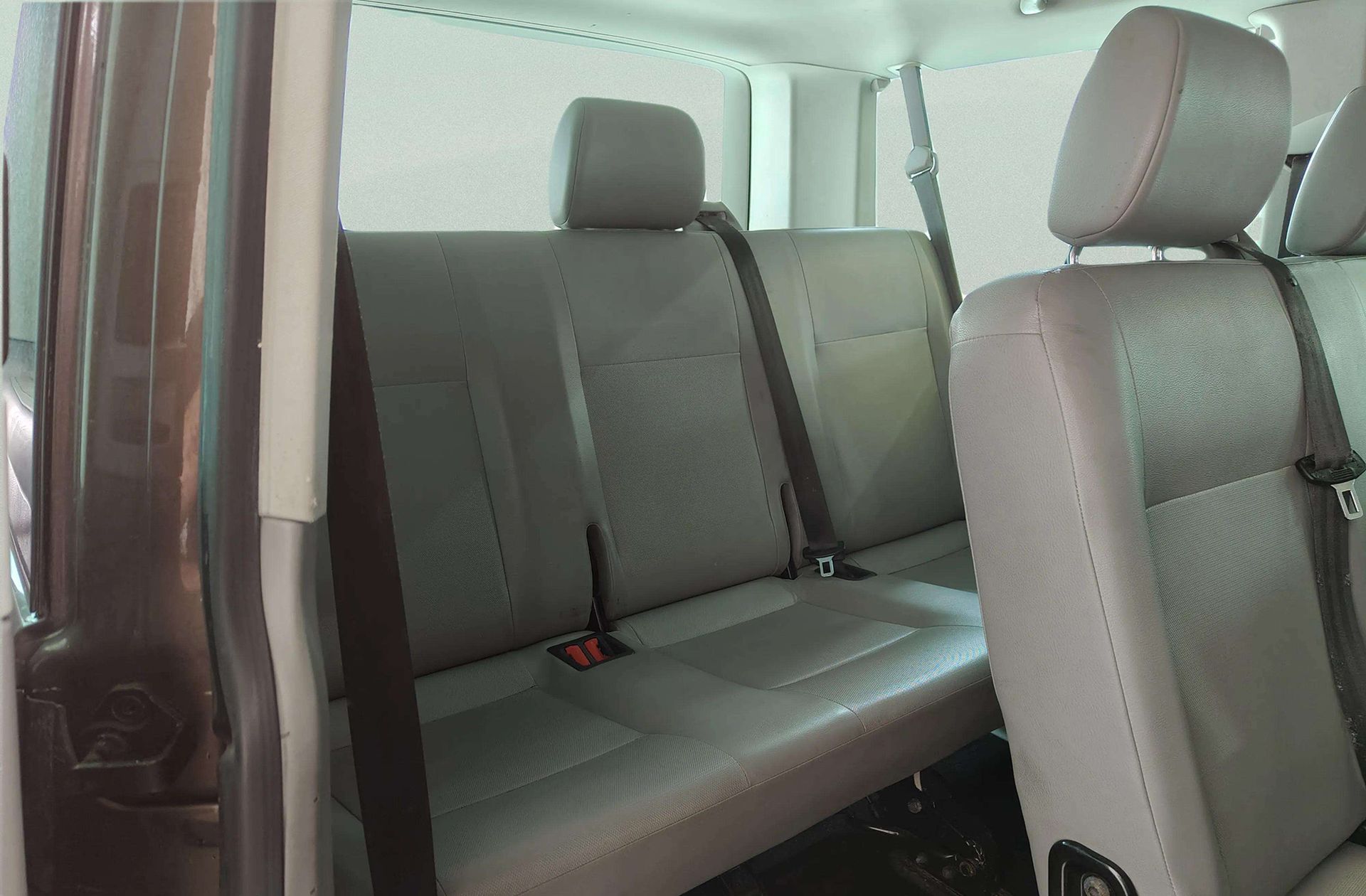 Volkswagen Caravelle Comfortline Batalla Corta 2.0 BiTDI 4Motion DSG 9 plazas - foto 6