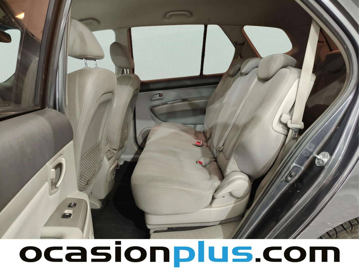 Foto asientos traseros KIA Carens KIA Carens 2.0 CRDI Emotion (140 CV)