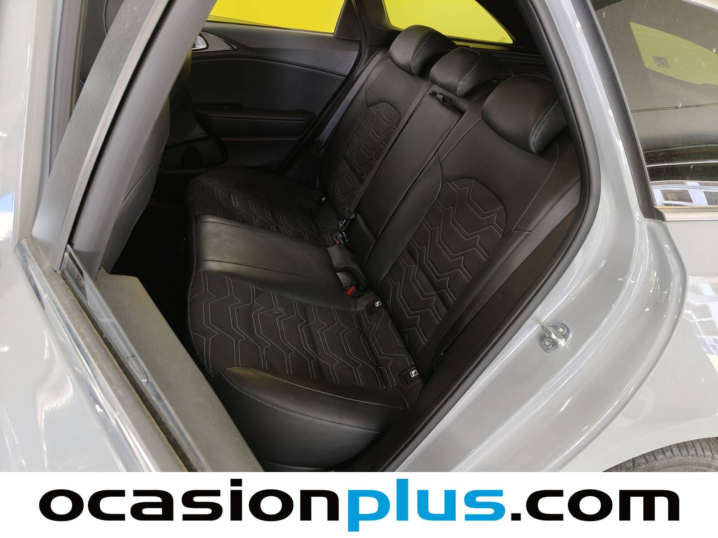 Foto asientos traseros KIA Ceed Tourer KIA Ceed Tourer 1.0 MHEV Style Edition DCT (100 CV)