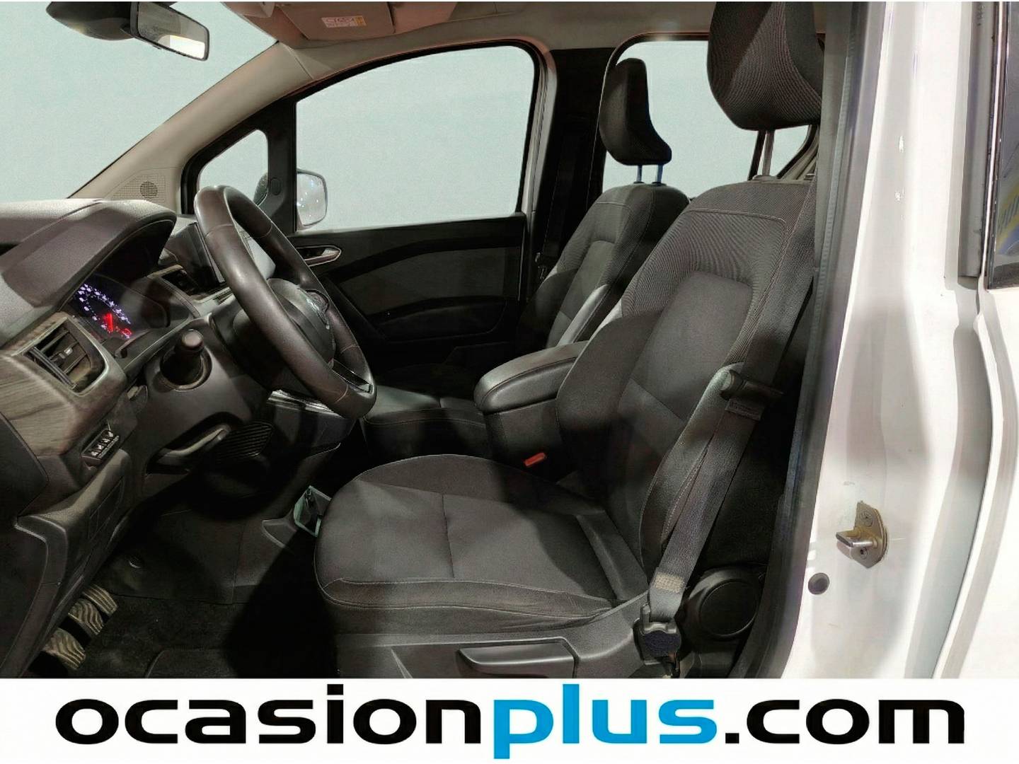 Foto asientos delanteros Renault Kangoo Combi Renault Kangoo Combi Combi Life Edition One 1.5 Blue dCi (75 CV)