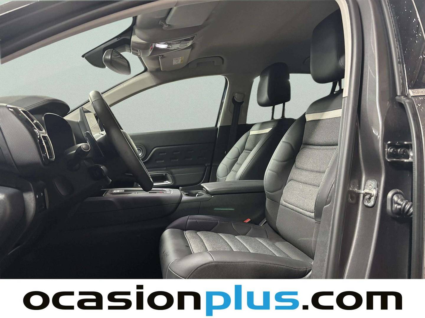 Foto Citroën C5 Aircross Hybrid Citroen C5 Aircross Hybrid 225 Feel Pack e-EAT8  (225 CV)