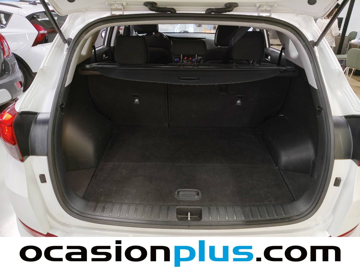 Foto asientos delanteros Hyundai Tucson Hyundai Tucson 1.6 GDI BlueDrive 25 Aniversario 4x2  (131 CV)
