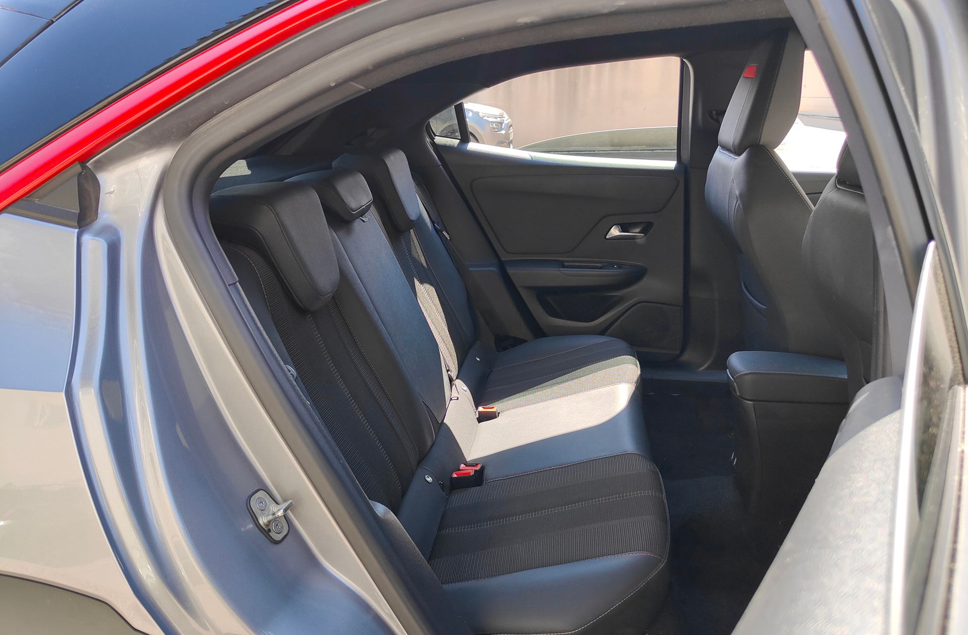 Opel Mokka 1.2 T GS - foto 17