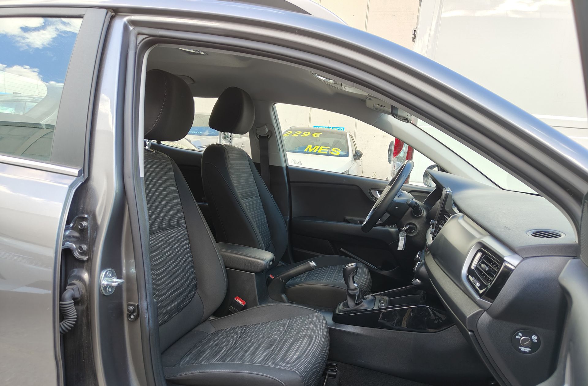 Kia Stonic 1.0 T-GDi MHEV Drive - foto 18
