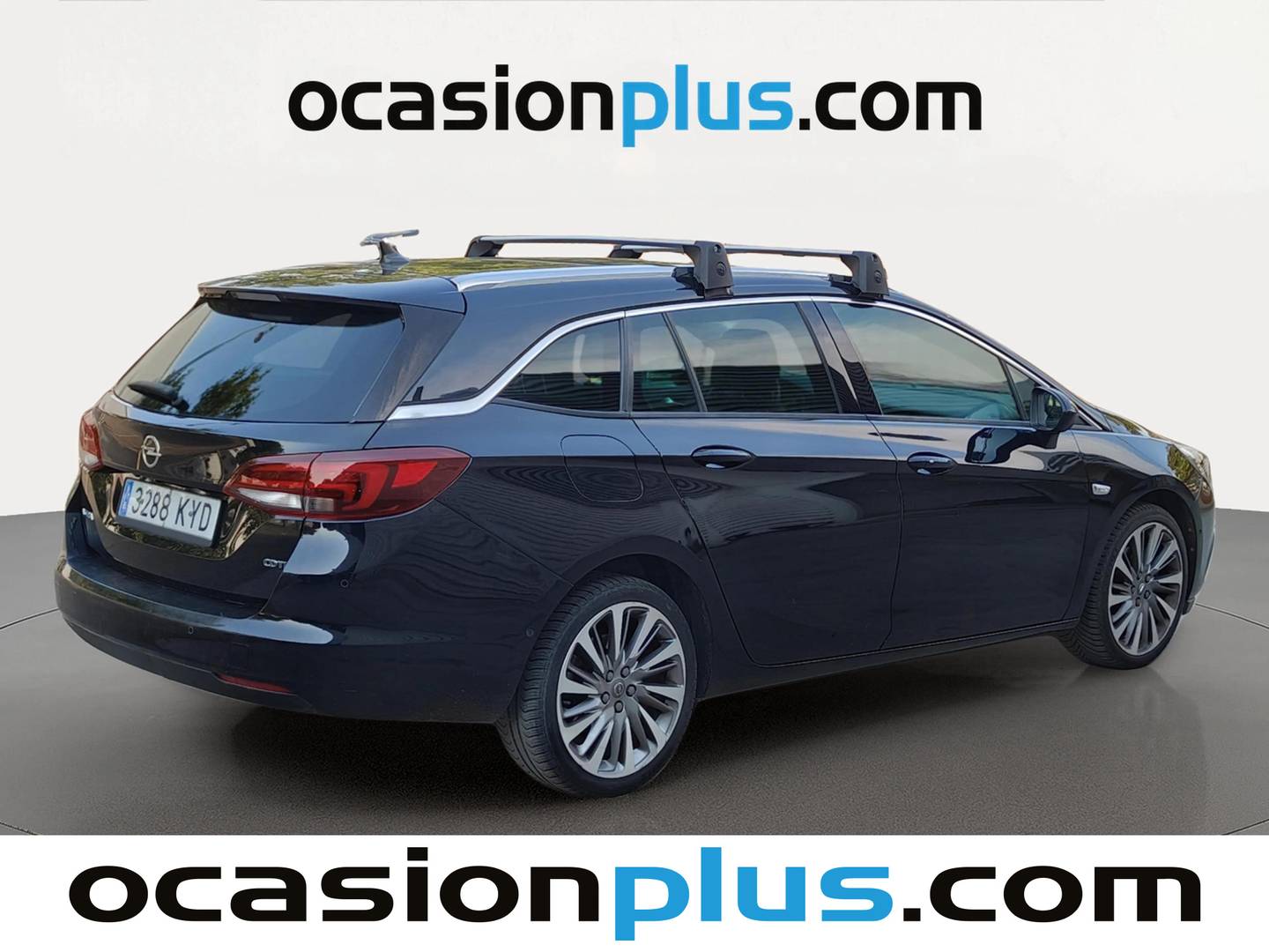 Foto trasera Opel Astra Opel Astra Sports Tourer 1.6 CDTI S/S Innovation (136 CV) derecha