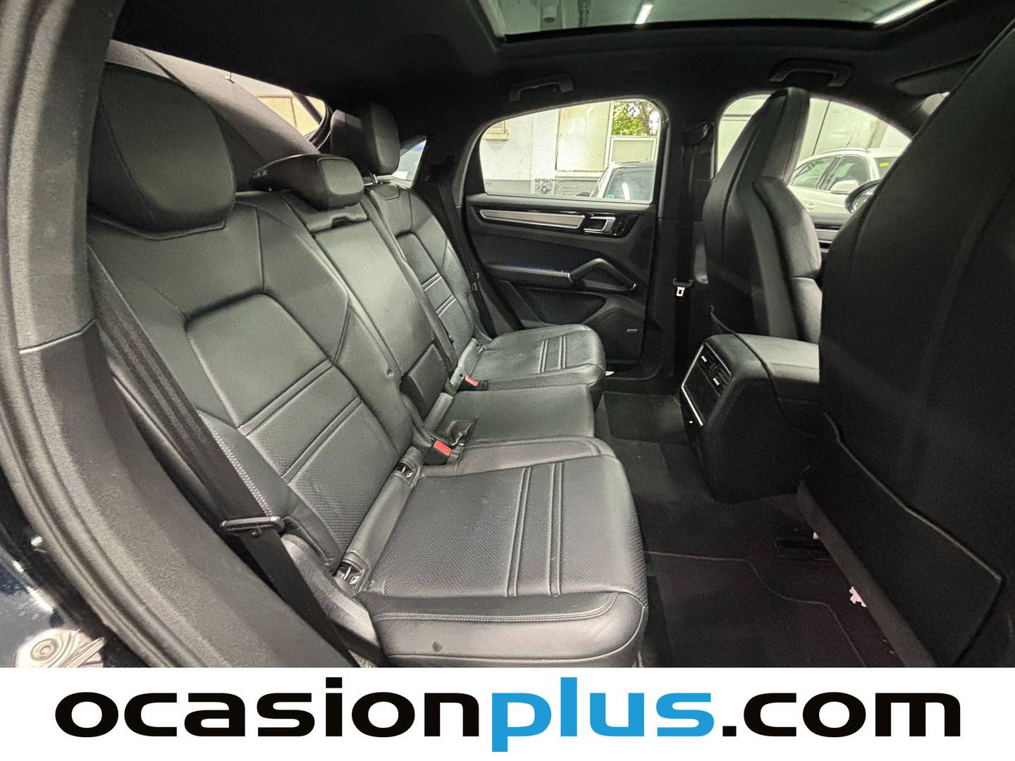 Foto Porsche Cayenne Coupé Porsche Cayenne Coupé Coupé E-Hybrid (462 CV)