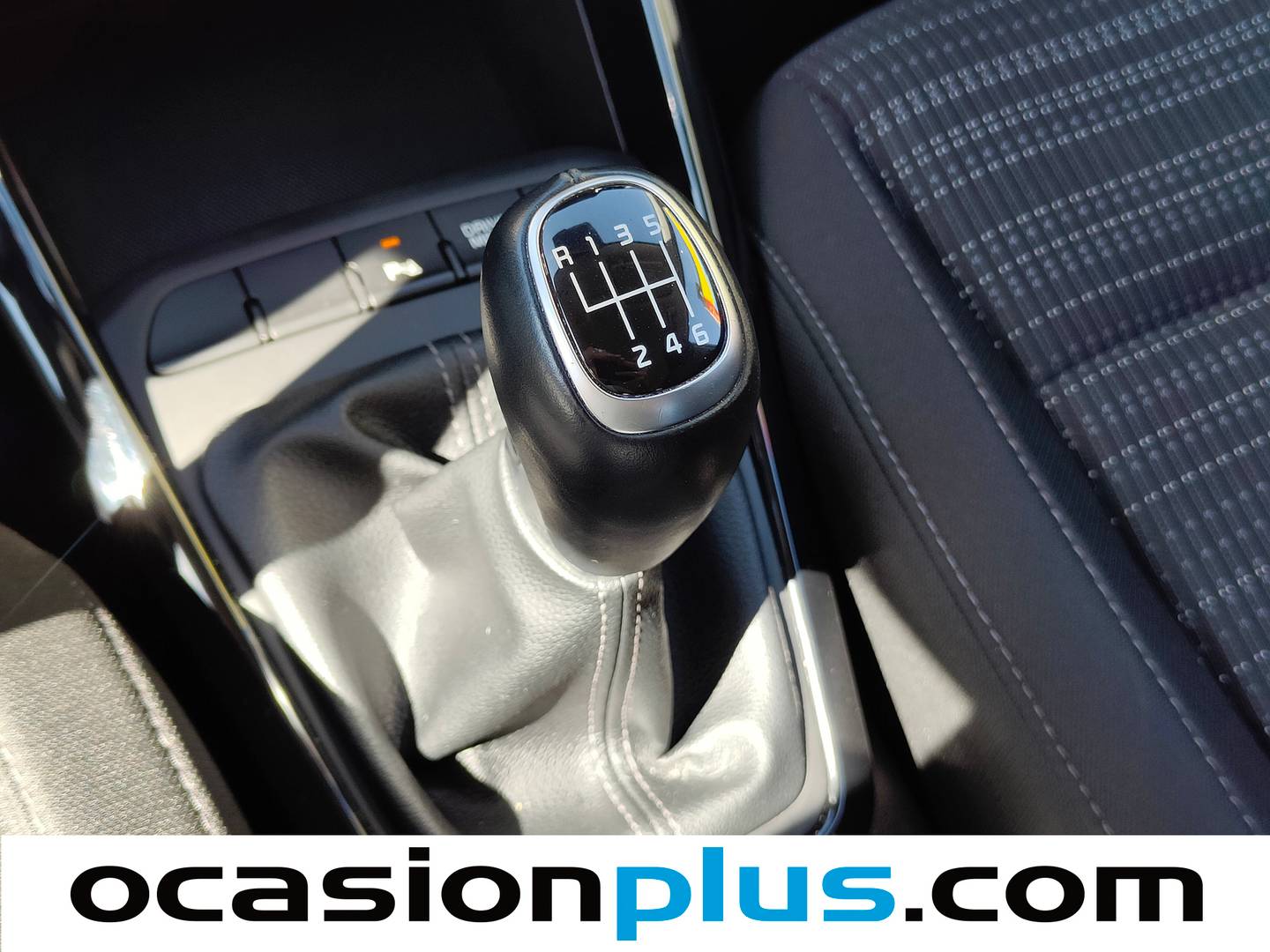 KIA Stonic KIA Stonic 1.0 T-GDi MHEV Drive (100 CV) de segunda mano