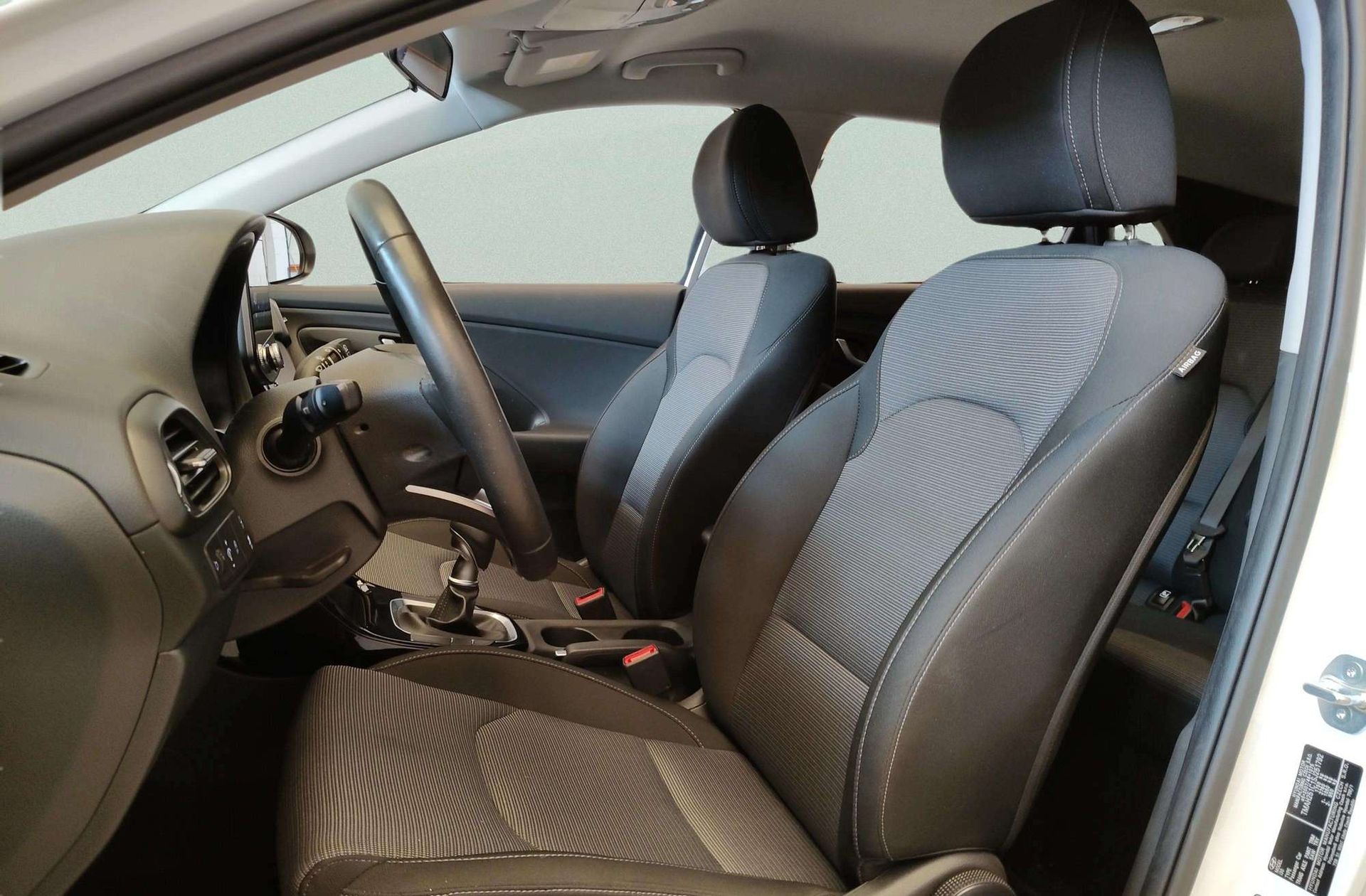 Hyundai i30 1.5 DPI Klass - foto 10