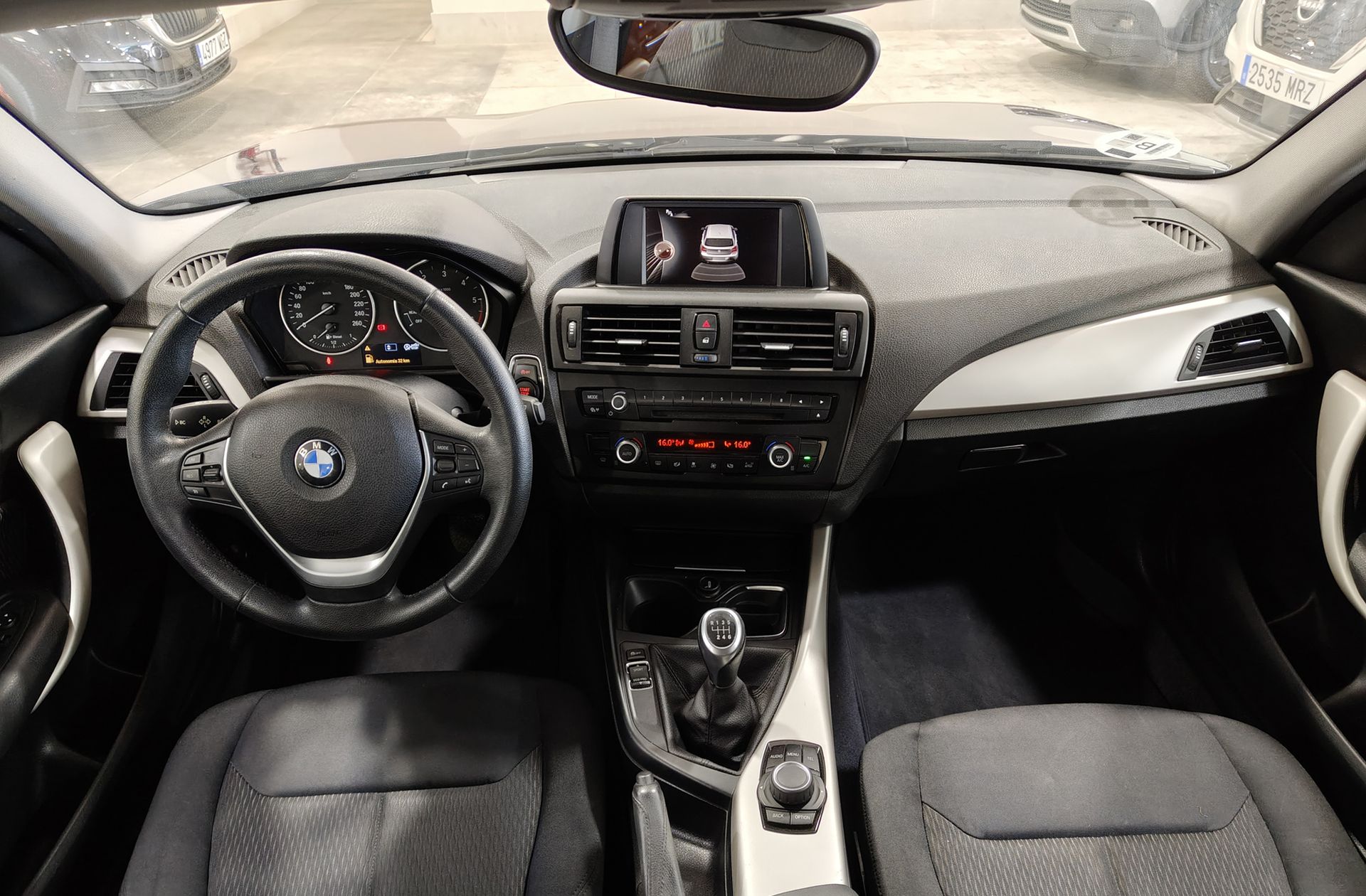 BMW Serie 1 116d - foto 6
