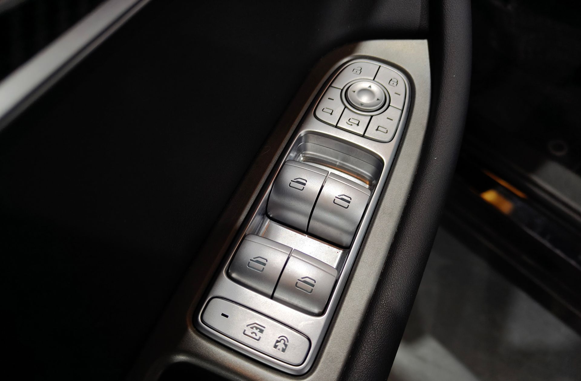 Ebro s700 1.6 T-GDi Luxury 7 DCT - foto 35