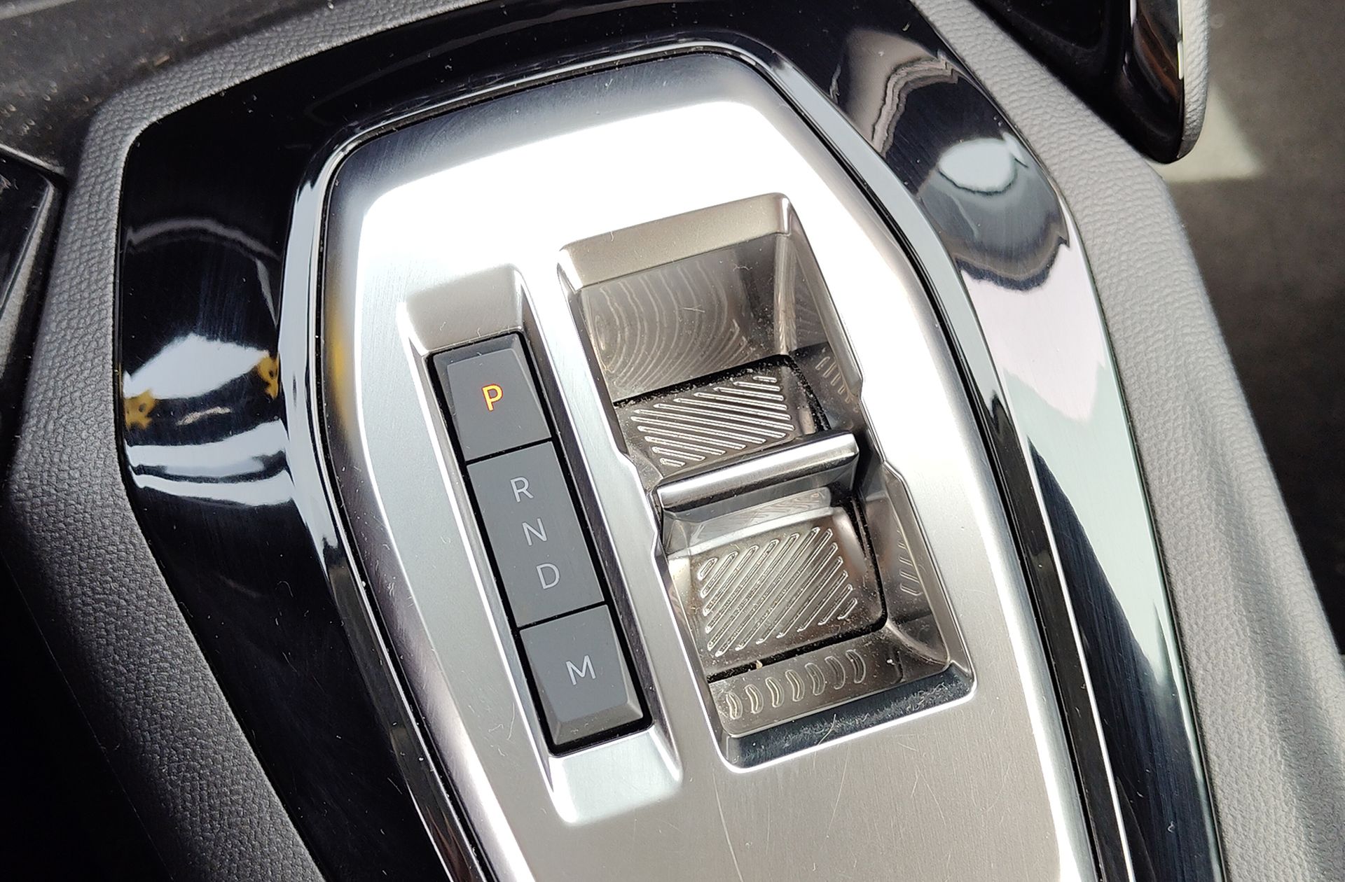 Peugeot 208 Style Hybrid 110 eDCS6 - foto 5
