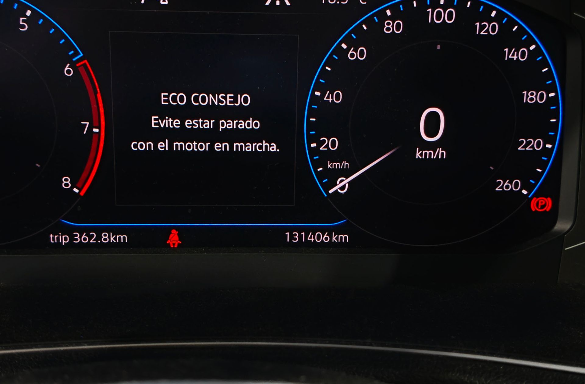 Volkswagen T-Roc Sport 1.5 TSI DSG - foto 9