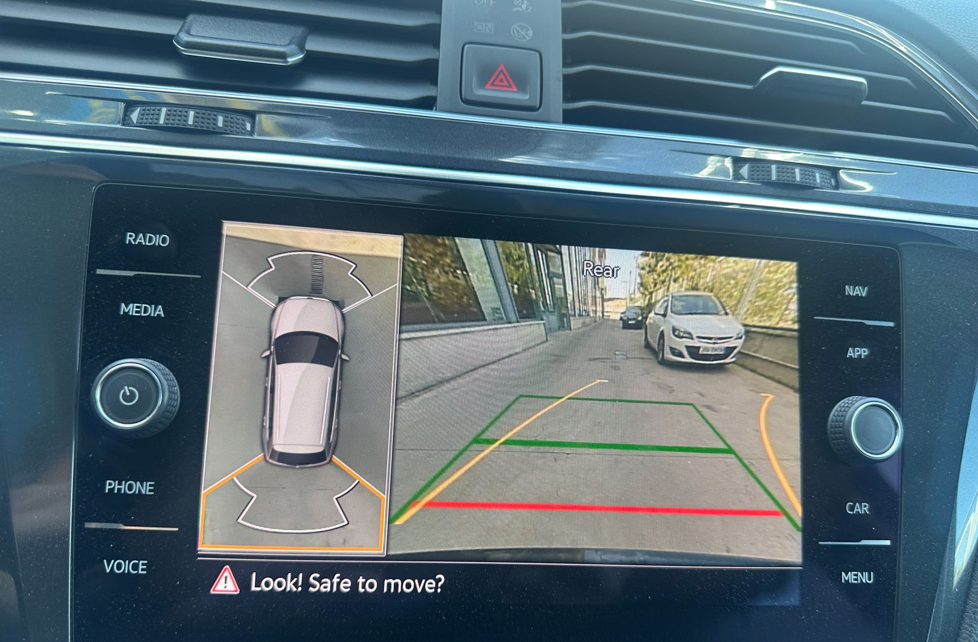 Volkswagen Tiguan Allspace Sport 2.0 TDI 4Motion DSG - foto 11