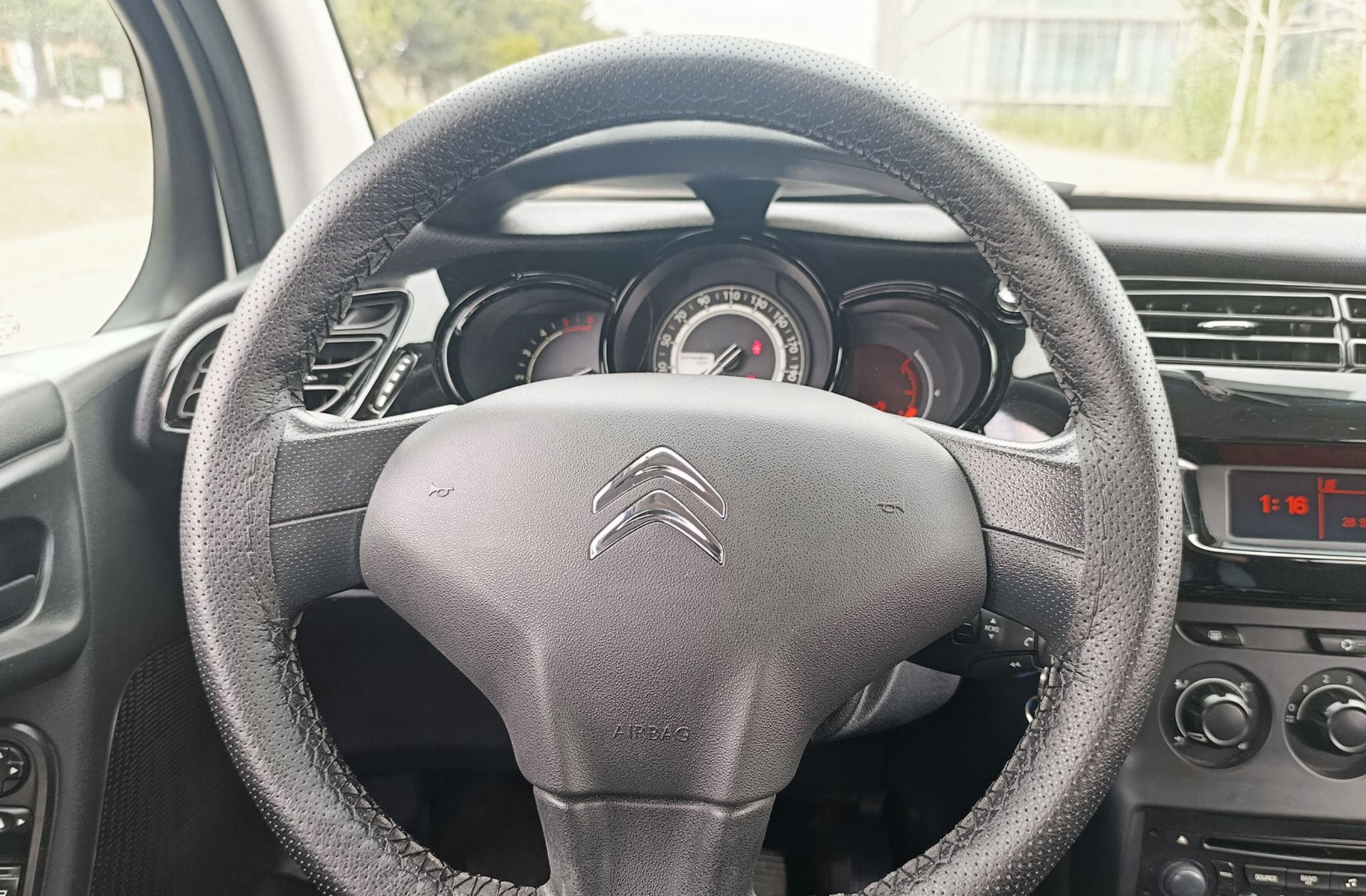 Citroën C3 HDi 70 Tonic - foto 22