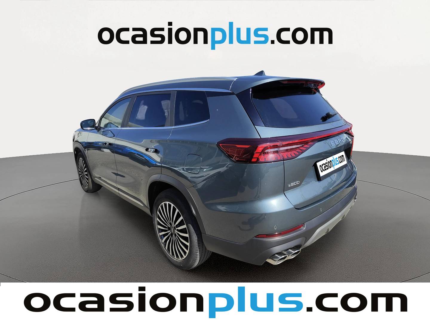 Foto trasera EBRO S800 EBRO S800 1.6 TGDI Premium DCT (147 CV) 7 Plazas izquierda