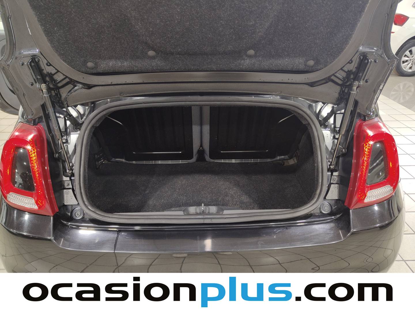 Fotos maletero Fiat 500C Fiat 500C 1.2 8v Cabrio Lounge (69 CV)