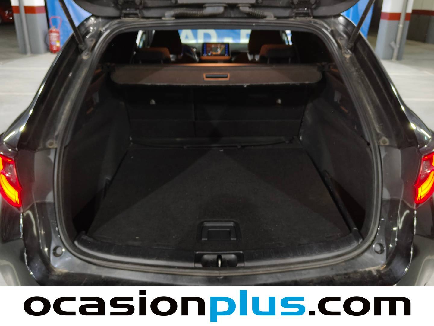 Fotos maletero Toyota Corolla Toyota Corolla Touring Sport 125H Active (122 CV)