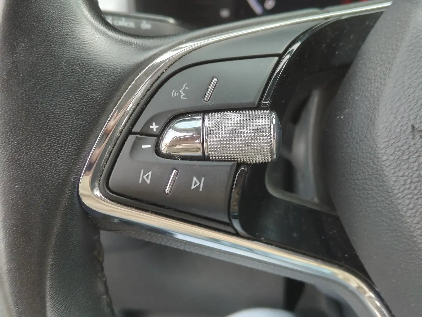 Foto Skoda Kodiaq Skoda Kodiaq 1.5 TSI Ambition 4x2 DSG (150 CV) 7 Plazas