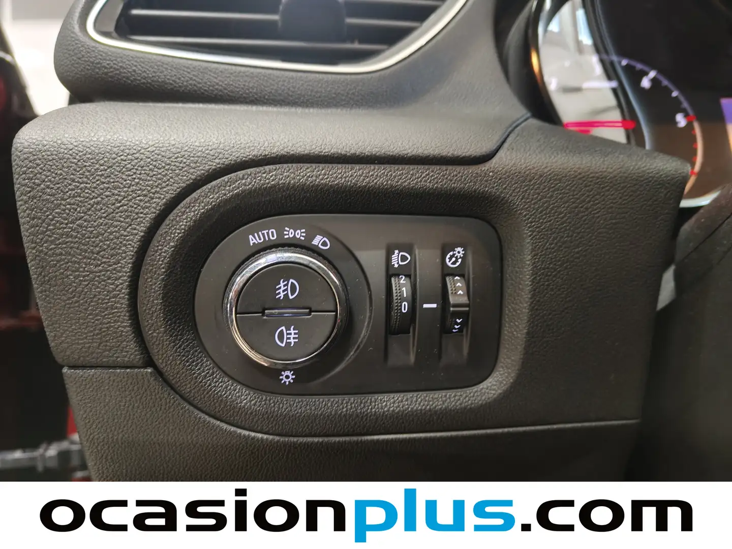 Foto Opel Grandland X Opel Grandland X 1.6 CDTi Selective (120 CV)