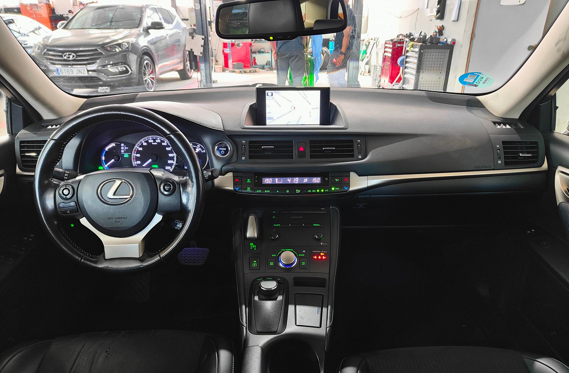 Lexus CT 200h Sport Edition - foto 6