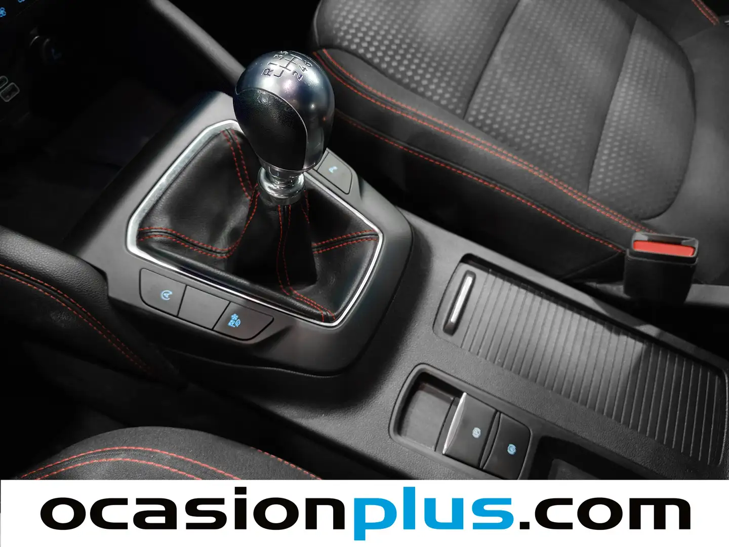 Foto Ford Kuga Ford Kuga 1.5 EcoBlue ST-Line (120 CV)