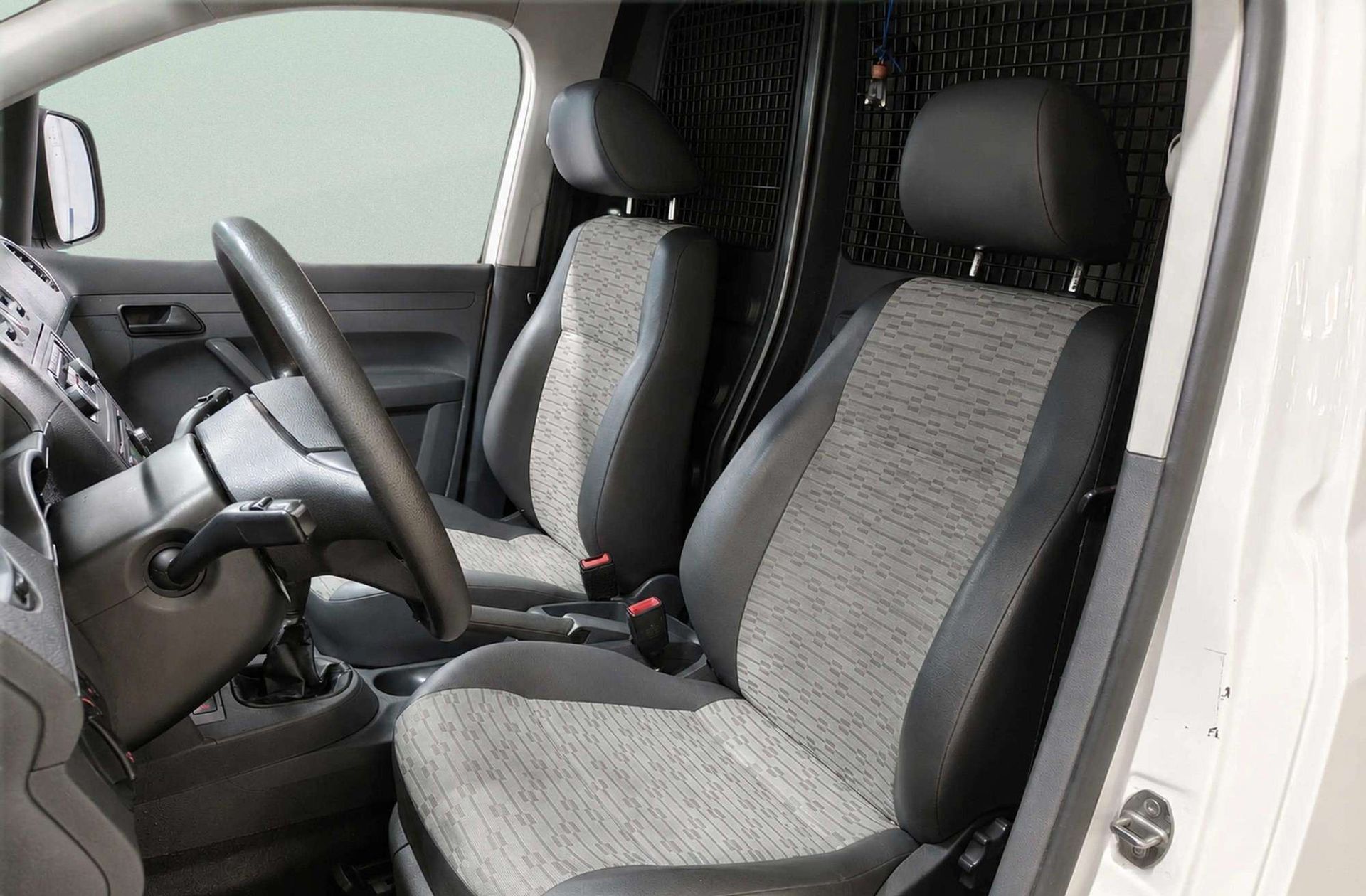 Volkswagen Caddy Furgón PRO 1.6 TDI BMT - foto 9