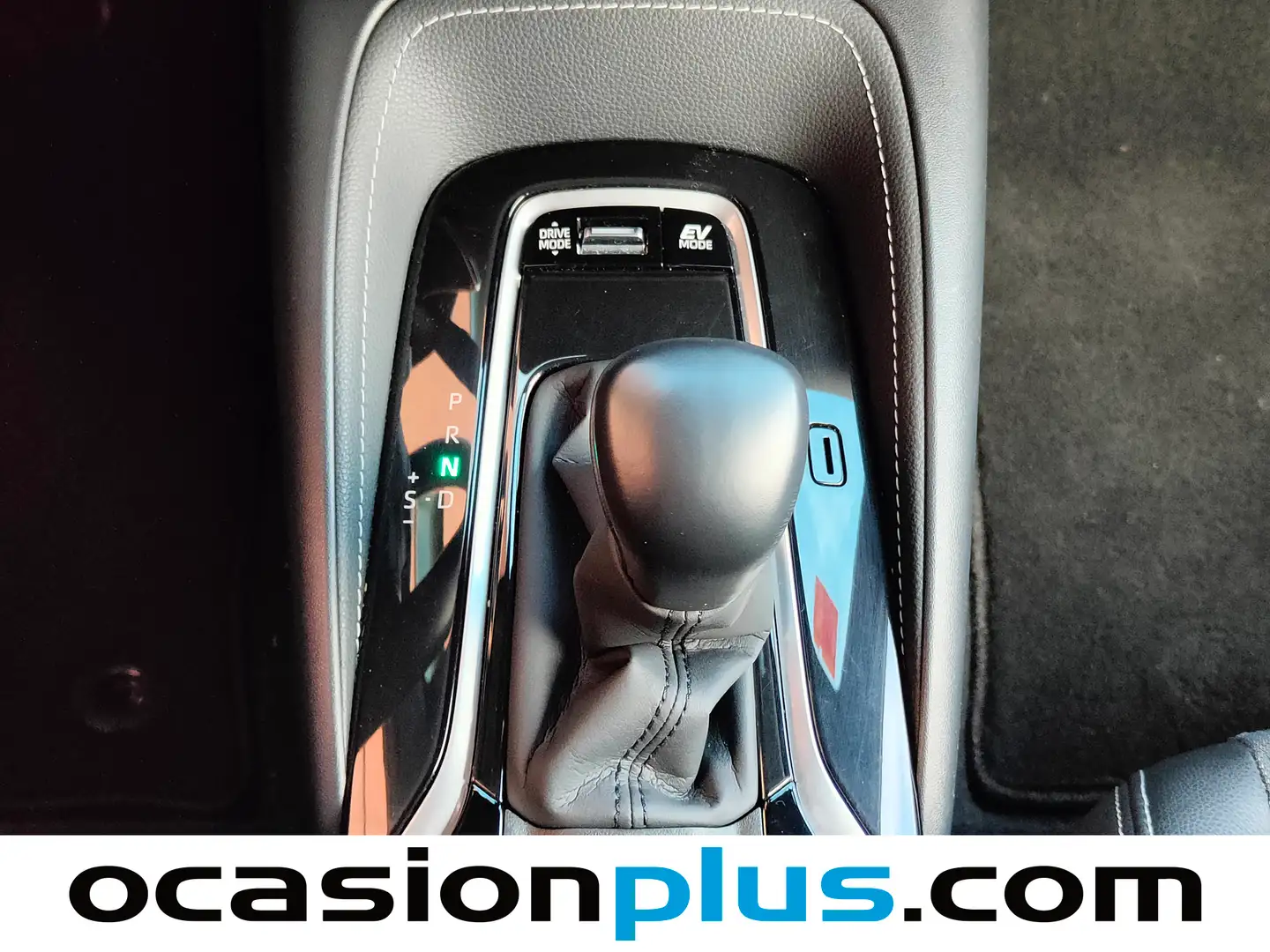 Foto Toyota Corolla Toyota Corolla 180H Style E-CVT (180 CV)