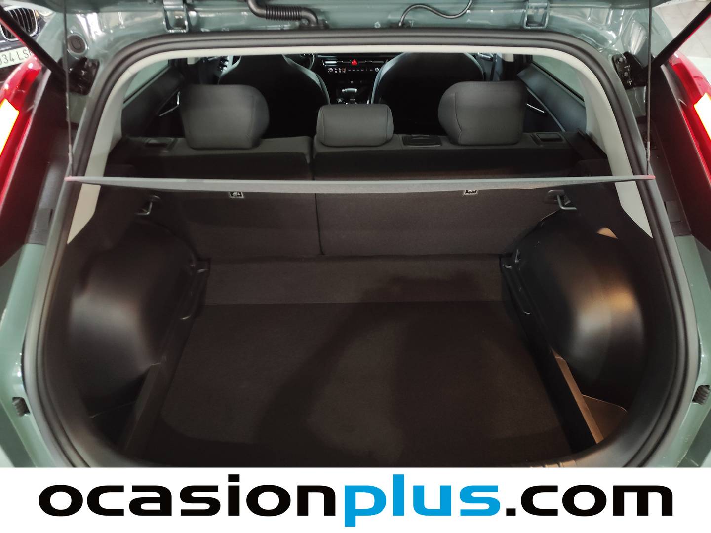 Foto KIA Niro Kia Niro 1.6 GDi HEV Concept (141 CV)