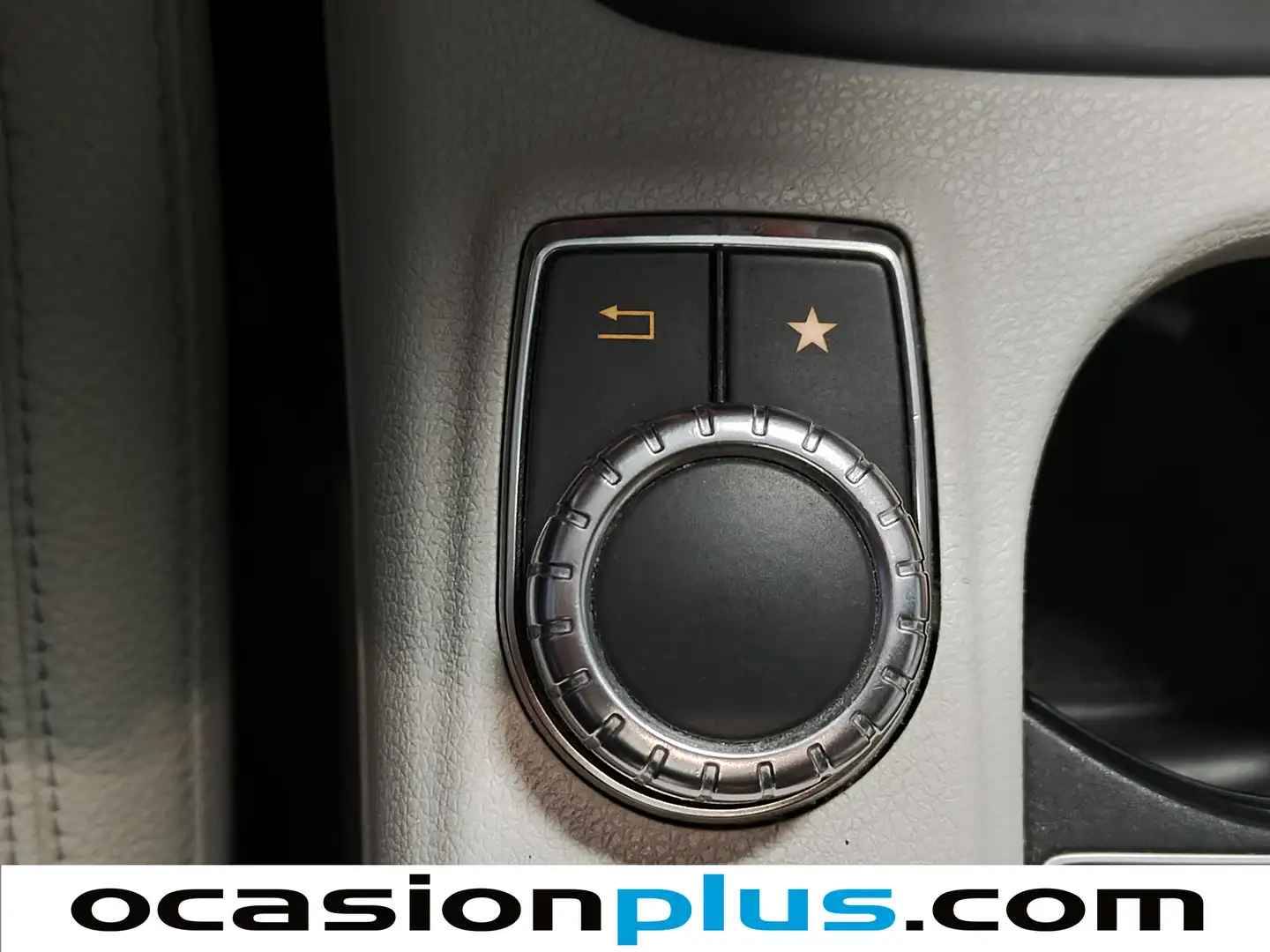 Foto Mercedes GLA Mercedes-Benz GLA 220 d Urban 4Matic (177 CV)