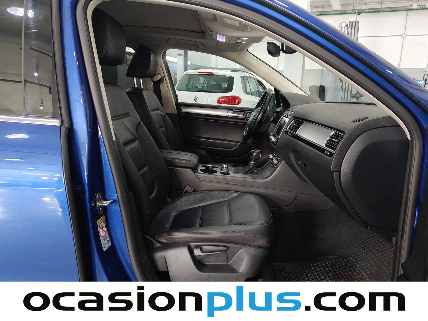 Foto Volkswagen Touareg Volkswagen Touareg R-Line 3.0 TDI BMT (204 CV) Tiptronic