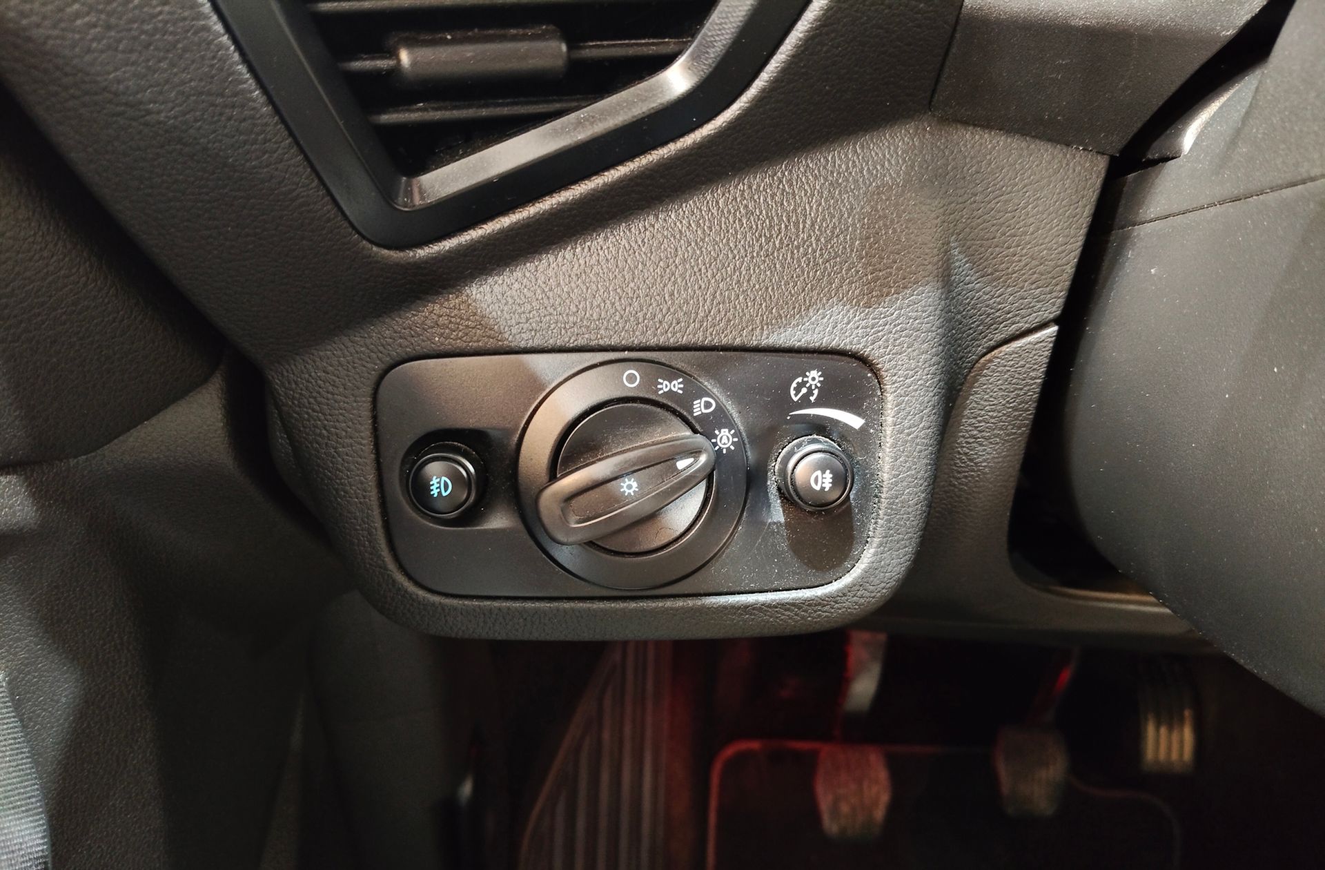 Ford C-Max 1.0 EcoBoost Titanium - foto 18