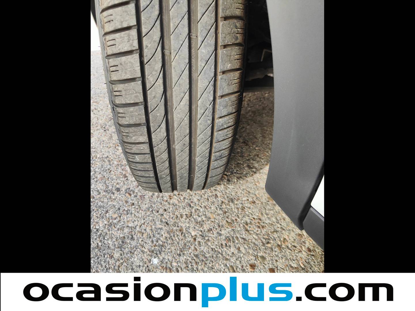 Foto DS DS 3 Crossback DS DS3 BlueHDi 130 So Chic Auto  (131 CV)