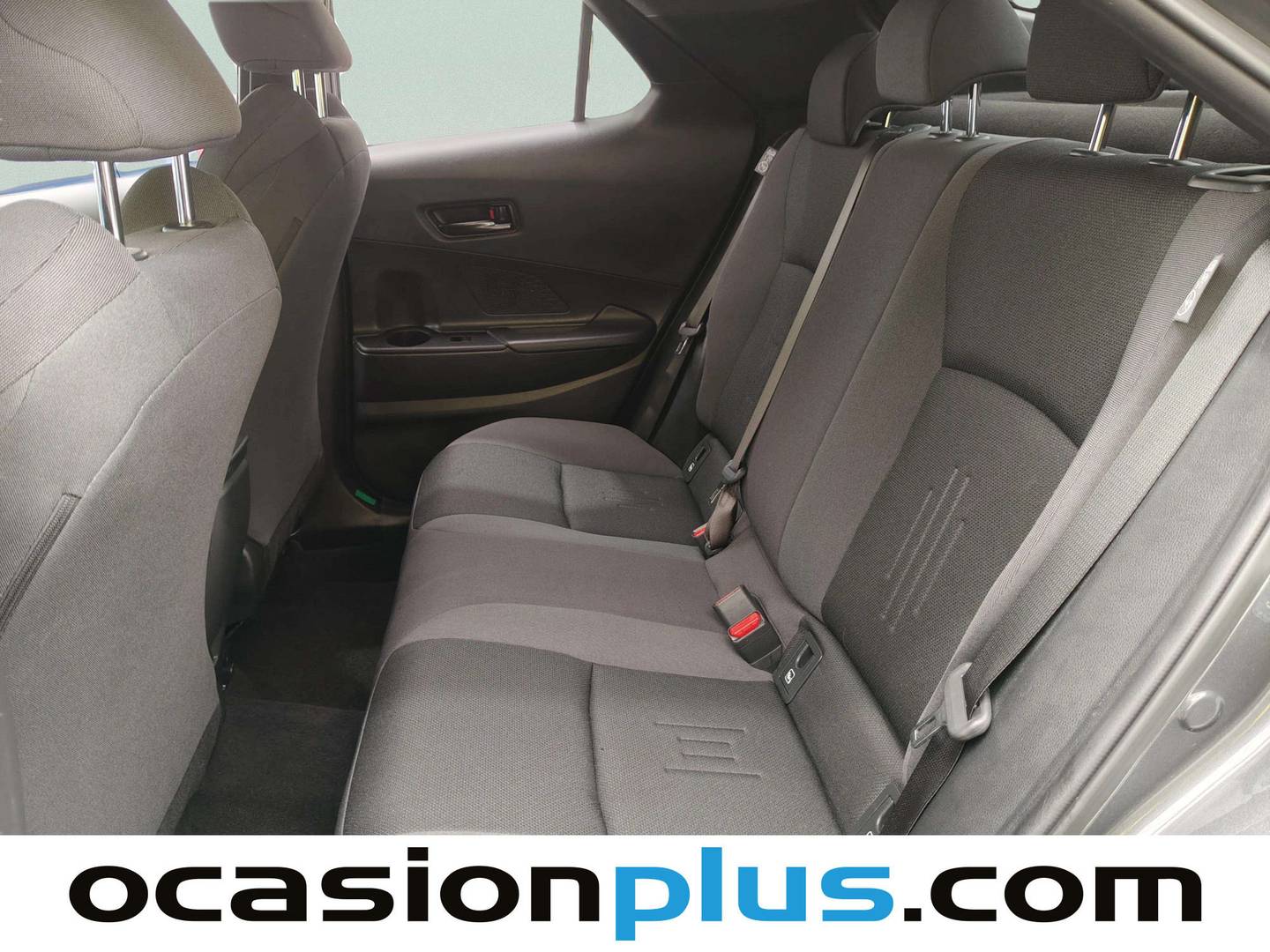 Foto asientos traseros Toyota C-HR Toyota C-HR 200H Advance (184 CV)