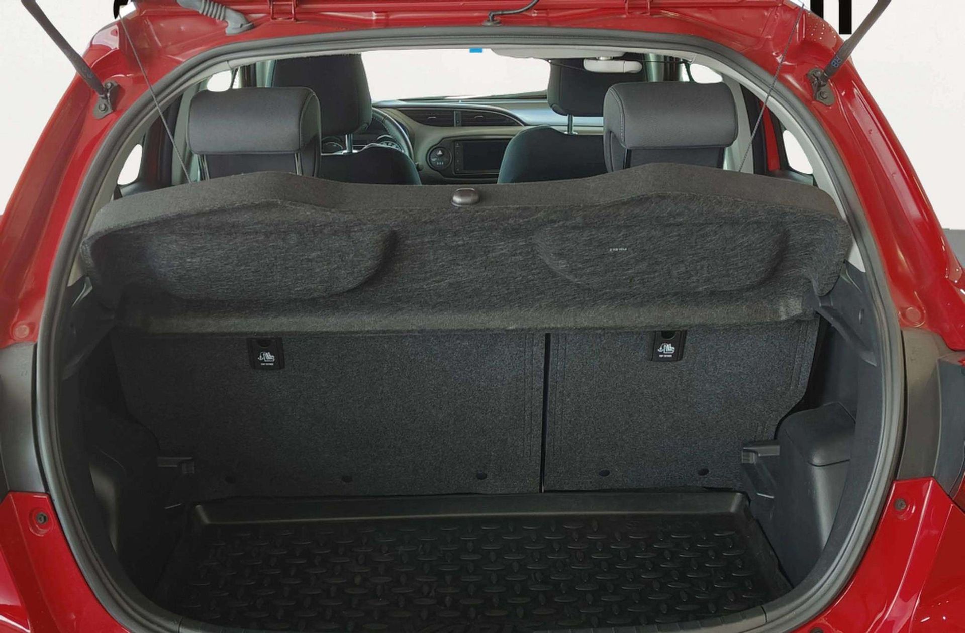 Toyota Yaris 100H Feel - foto 17