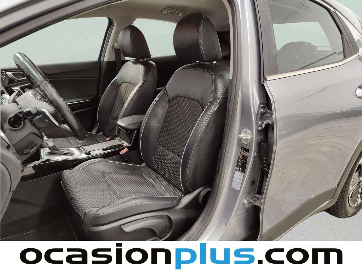 Foto asientos delanteros KIA XCeed KIA XCeed 1.6 GDi PHEV eDrive (141 CV)